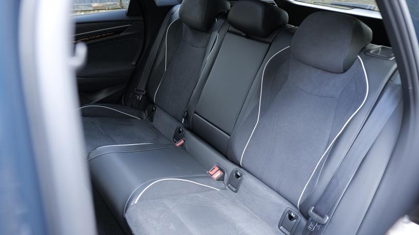 3942792 210kW Match Pro Plus 77kWh 5dr Auto [Int+Ext+ Pan]