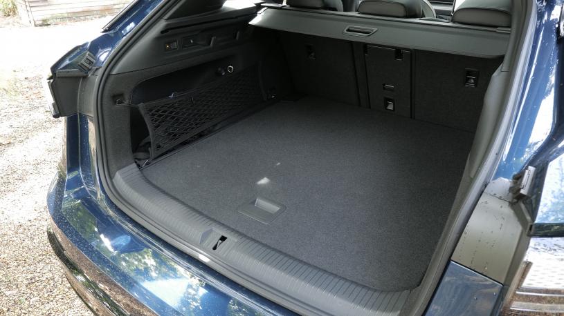 3942761 250kW 4MOTION GTX Plus 86kWh 5dr Auto