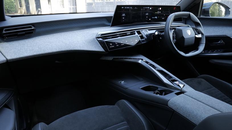 3958041 239kW Dual Motor 4WD Launch Edition 73kWh 5dr Auto