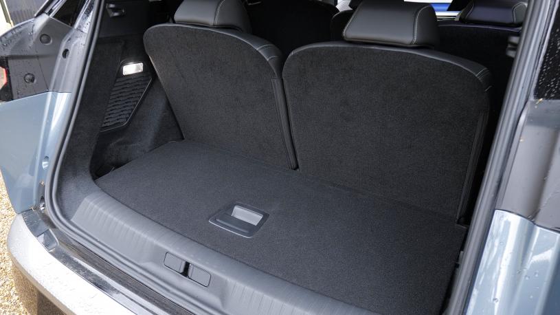 3958042 239kW Dual Motor 4WD Launch Edition 73kWh 5dr Auto