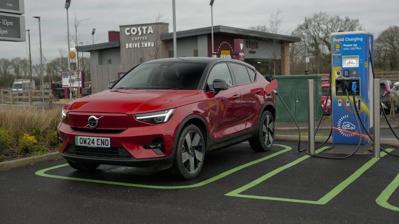 3947195 175kW Plus Pro 69kWh 5dr Auto