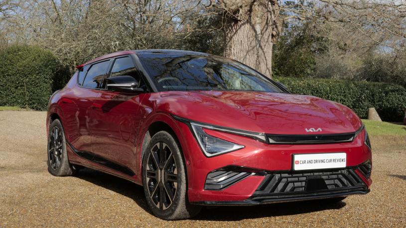 3954829 125kW Air SR 63kWh 5dr Auto