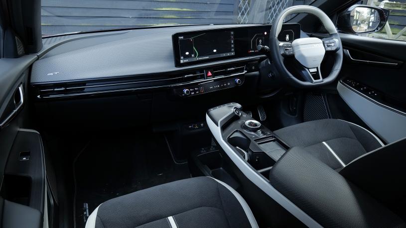 3954829 125kW Air SR 63kWh 5dr Auto