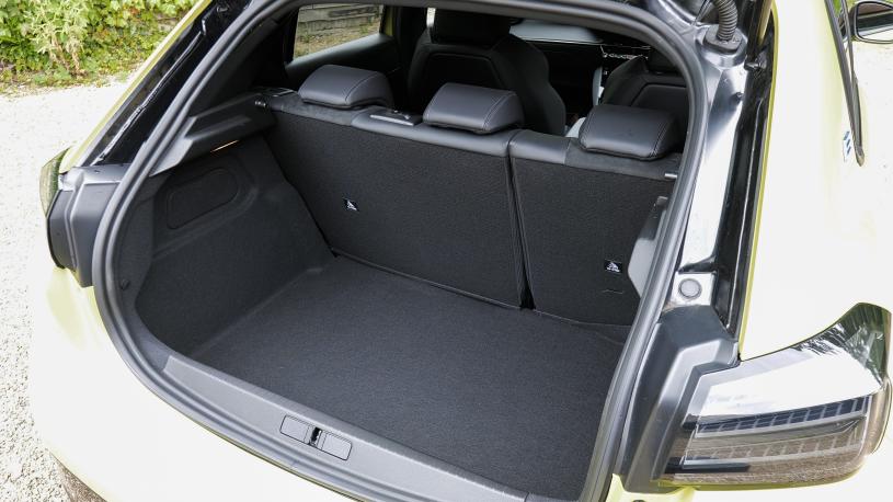 3959024 115kW GT Premium 51kWh 5dr Auto