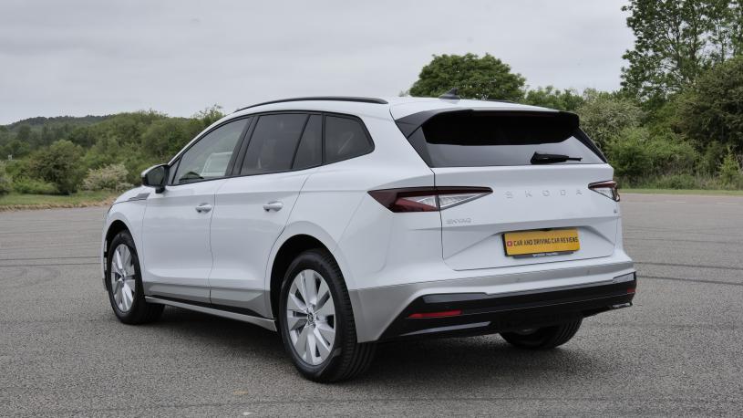 3959110 210kW 85 Sportline 82kWh 5dr Auto [Maxx]