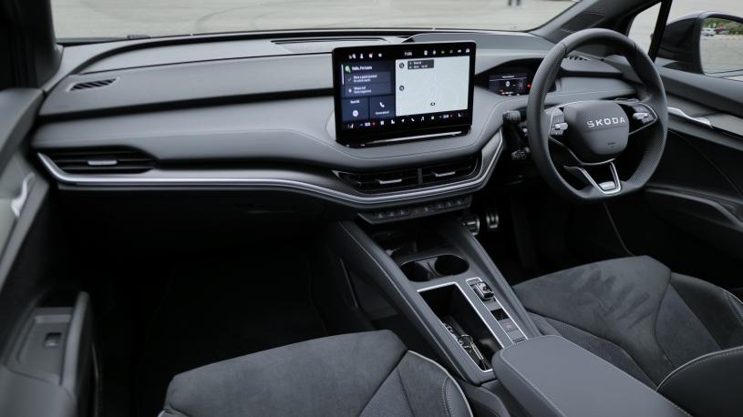 3959094 210kW 85 Sportline 82kWh 5dr Auto [Maxx]