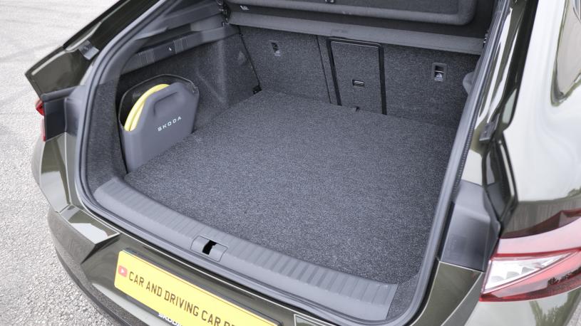 3959094 210kW 85 Sportline 82kWh 5dr Auto [Maxx]