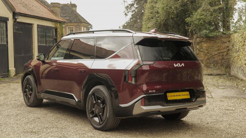 3958867 374kW GT 99.8kWh AWD 5dr [7St] Auto