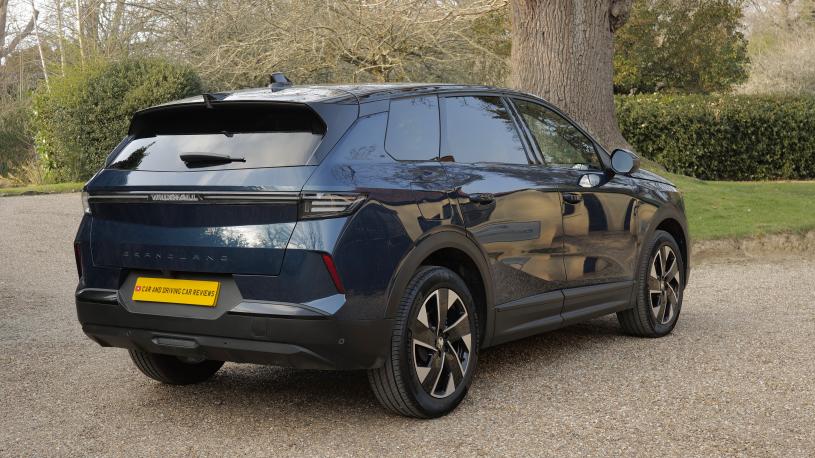 3976035 170kW Design 97kWh 5dr Auto