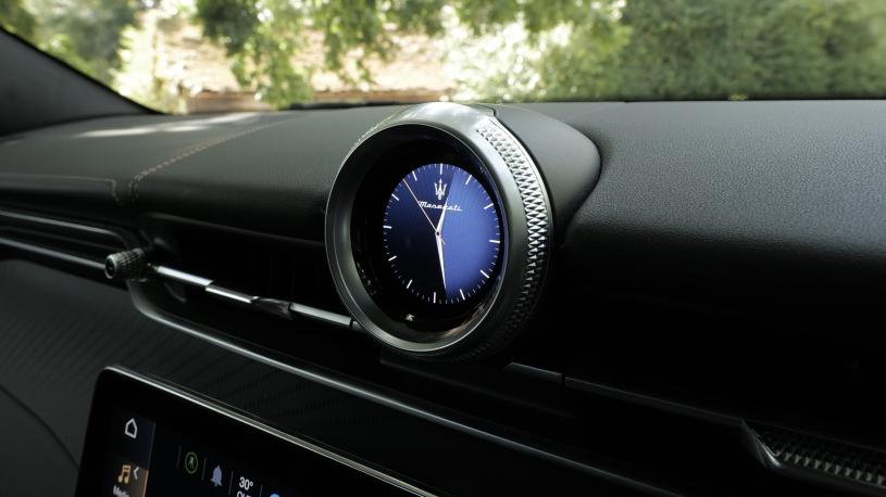 3976626 410kW Folgore Extended Range 105kWh 5dr Auto