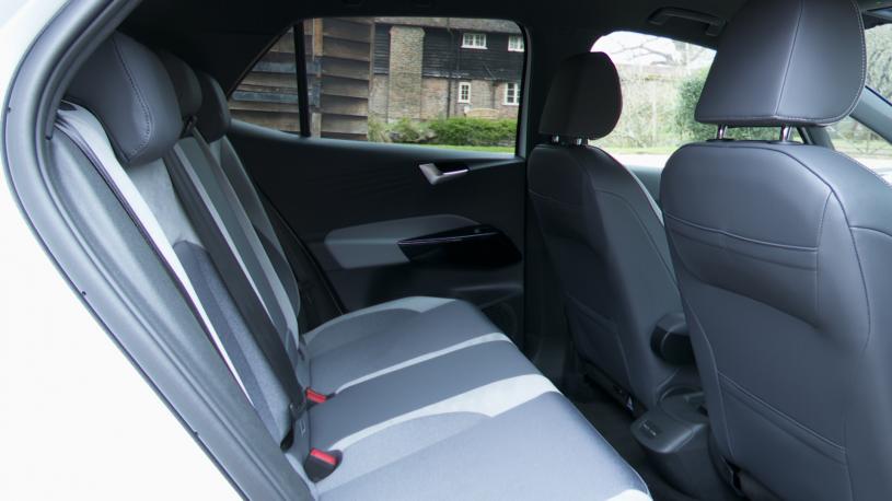 3976678 240kW GTX Fire/Ice 79kWh 5dr Auto