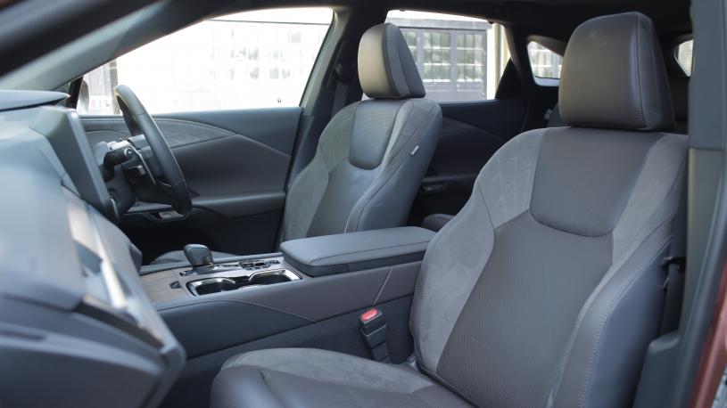 3980450 450h+ 292 Premium 5dr E-CVT [Sunroof]