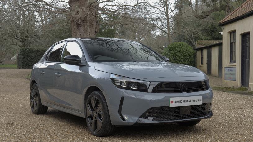 3977931 115kW Ultimate [Intelli-LED] 51kWh 5dr Auto