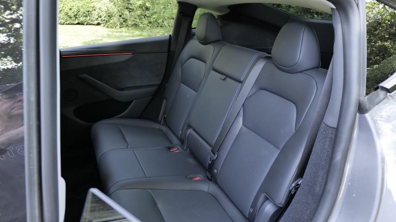 3979013 Performance AWD 5dr Auto