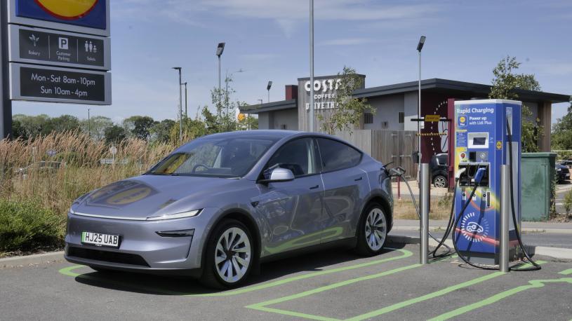 3979013 Performance AWD 5dr Auto