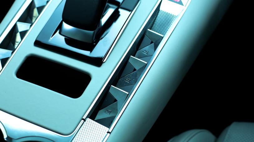 3978651 1.6 Plug-in Hybrid 225 Pallas 5dr EAT8