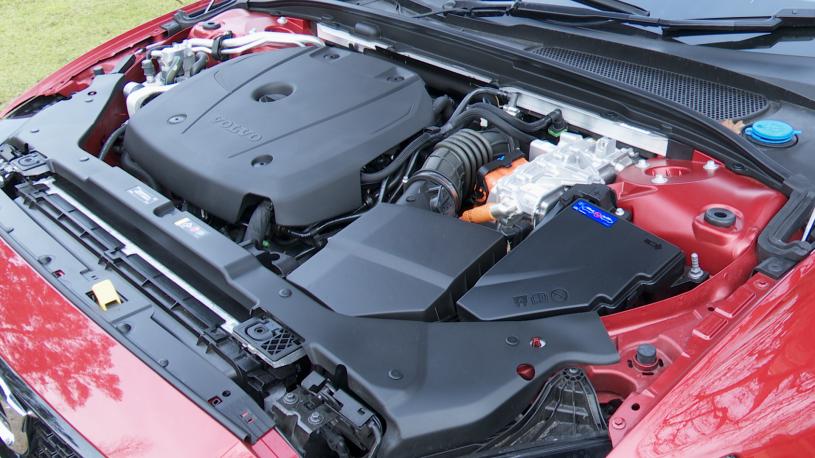 3989831 2.0 T8 [455] PHEV Ultra Dark 5dr AWD Auto [NI]