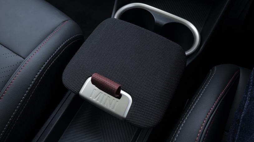 3978940 230kW SE Sport ALL4 66kWh 5dr Auto