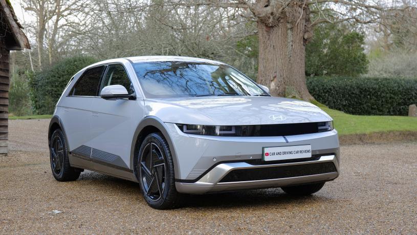 3989781 168kW Ultimate 84 kWh 5dr Auto [Tech/Zen Pack]