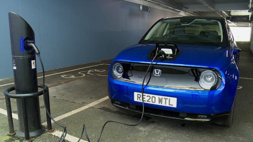 1202325 113kW Advance 36kWh 5dr Auto