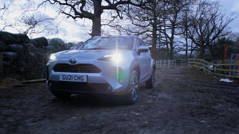 1865363 1.5 Hybrid Icon 5dr CVT