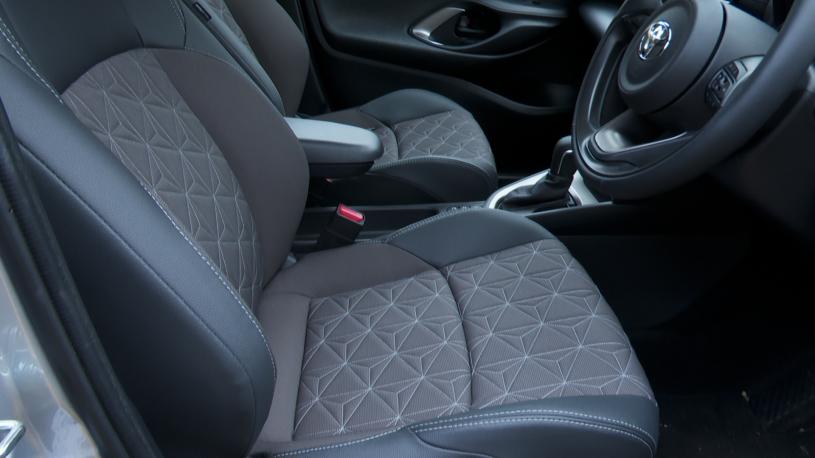 3850798 1.5 Hybrid Excel 5dr CVT [Panoramic Roof]