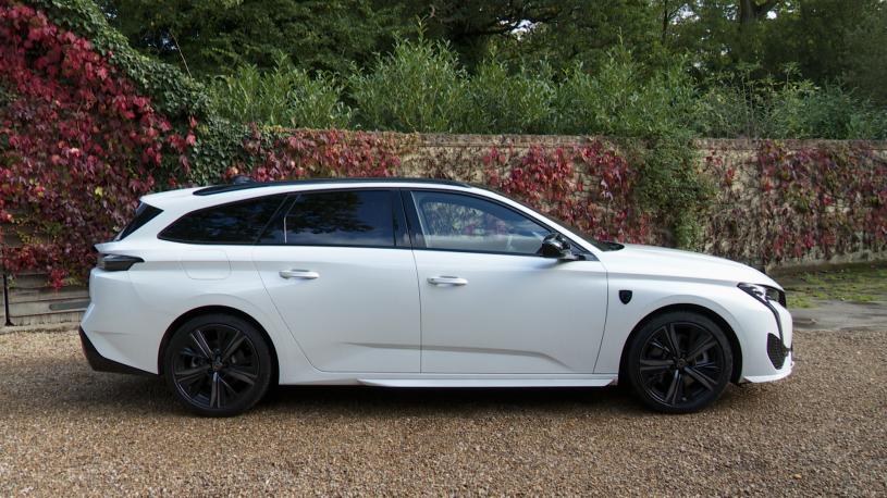 2250052 1.6 Plug-in Hybrid Allure 5dr e-EAT8