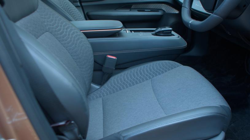 3734495 225kW Evolve 87kWh 22kWCh 5dr e-4ORCE Auto[SprtPk]